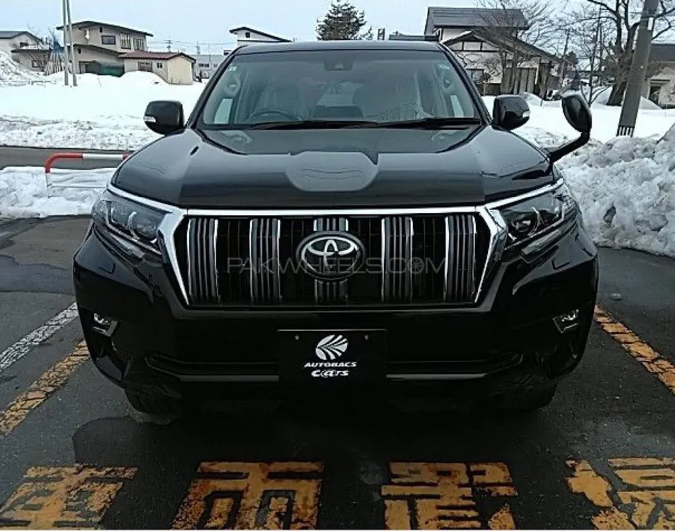 Toyota Prado 2021 for Sale in Karachi Image-1