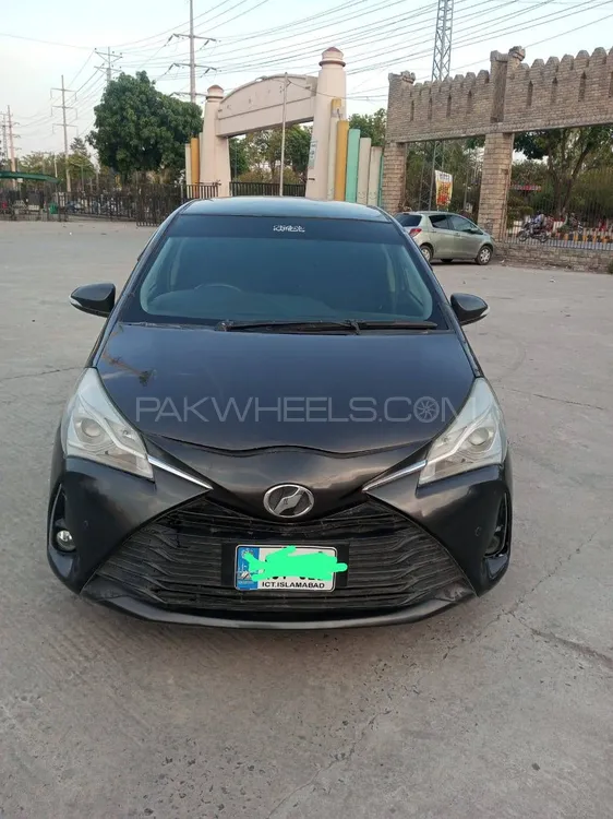 Toyota Vitz 2015 for Sale in Rawalpindi Image-1