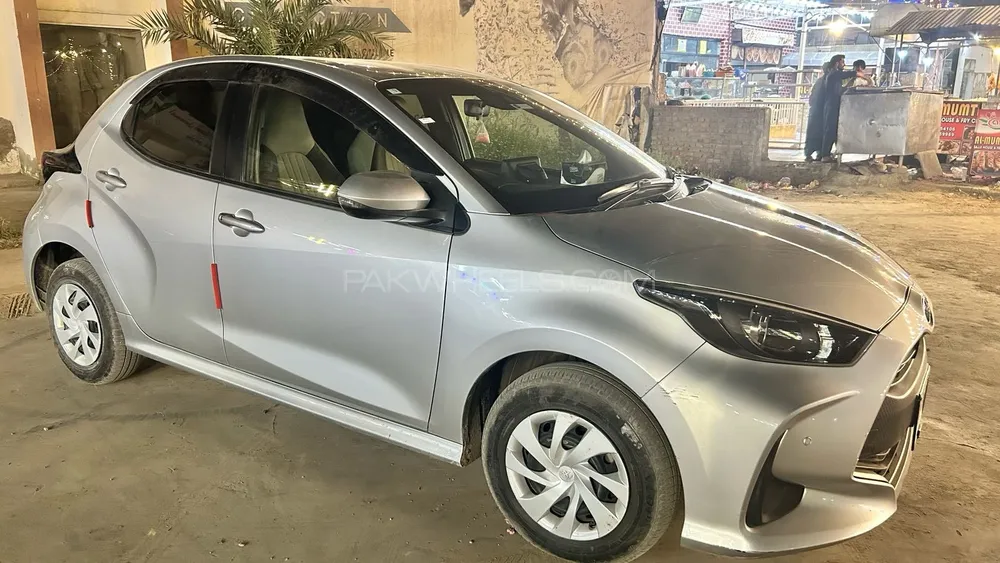 Toyota Yaris Hatchback 2020 for Sale in Karachi Image-1