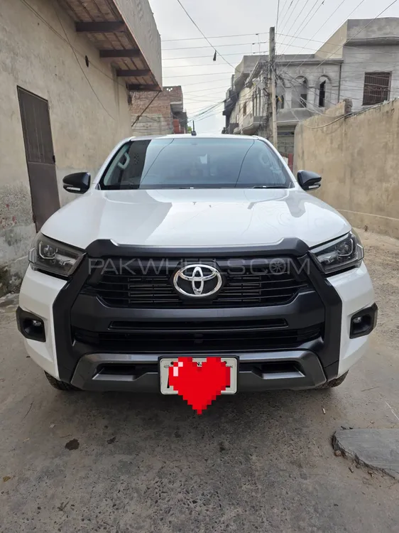 Toyota Hilux 2022 for Sale in Faisalabad Image-1