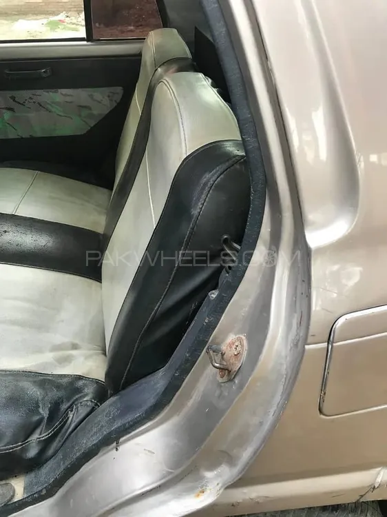 Daihatsu Cuore 2004 for Sale in Dera Ghazi Khan Image-1