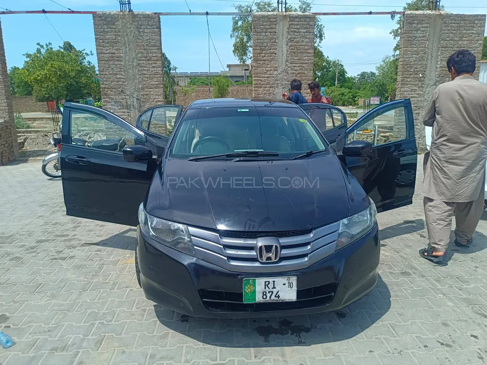 Honda City 2010 for Sale in Piplan Image-1