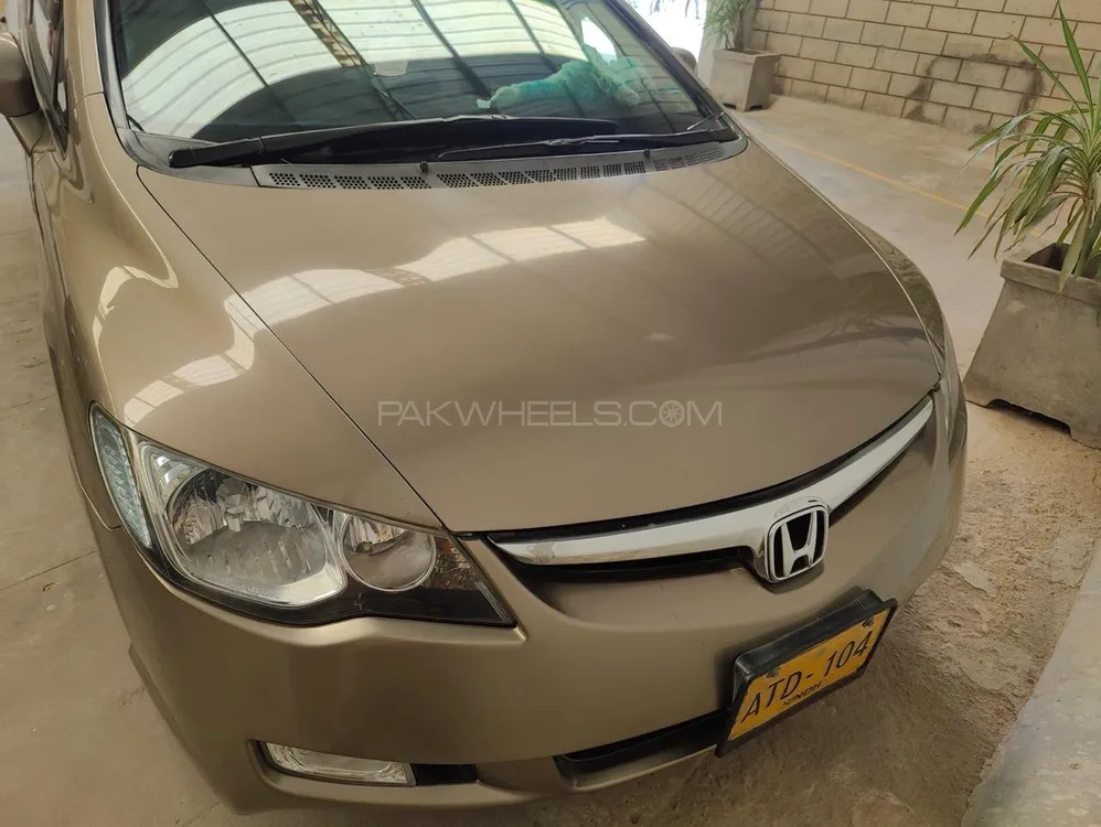 Honda Civic 2010 for Sale in Karachi Image-1
