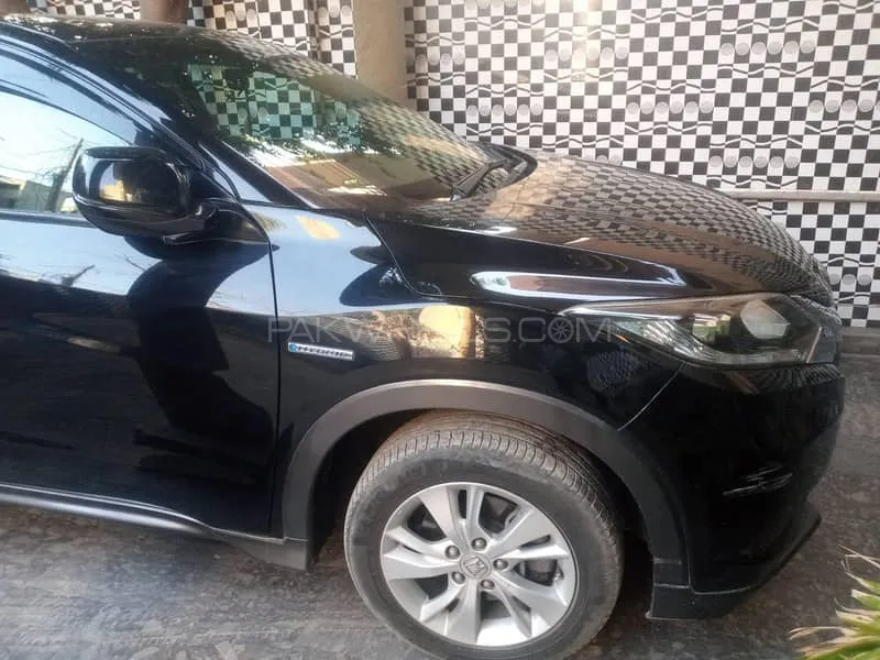 Honda Vezel 2019 for Sale in Lahore Image-1