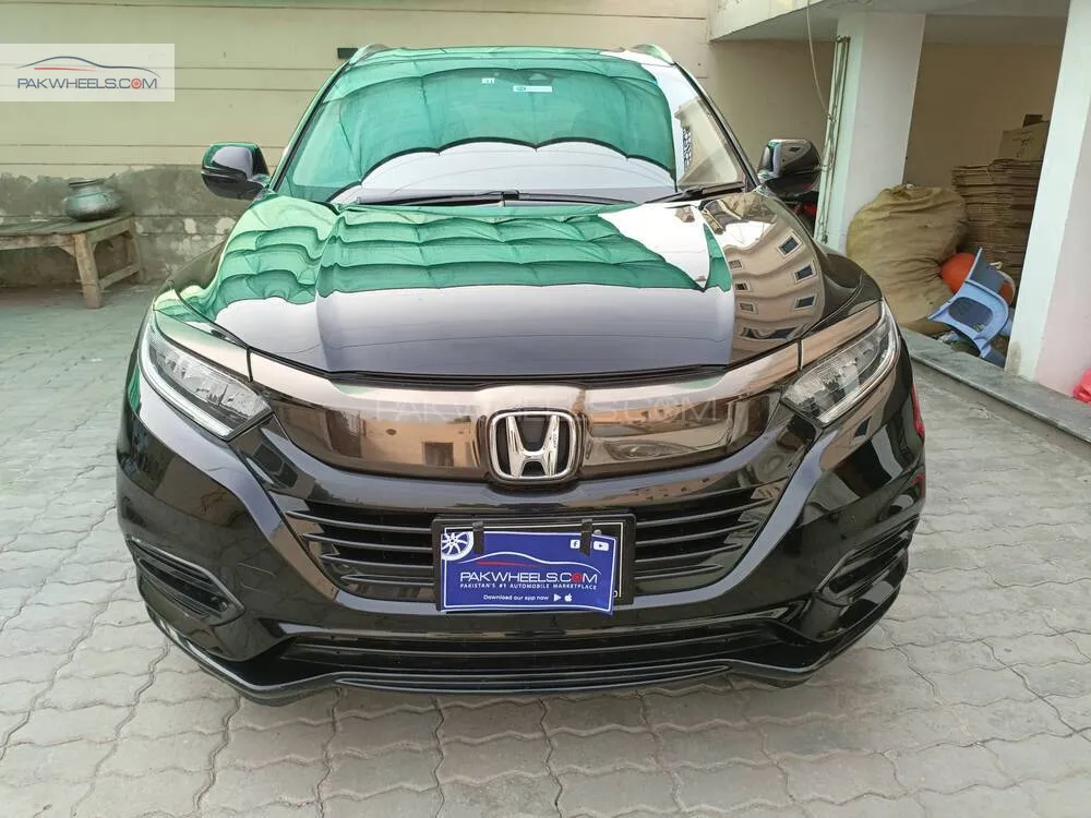 Honda Vezel 2018 for Sale in Faisalabad Image-1