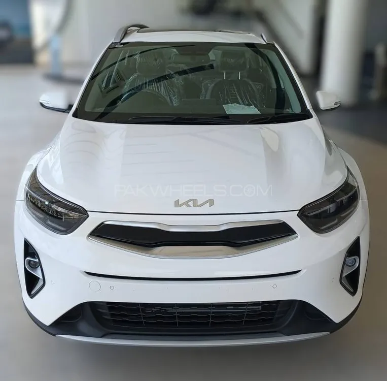 KIA Stonic 2025 for Sale in Karachi Image-1