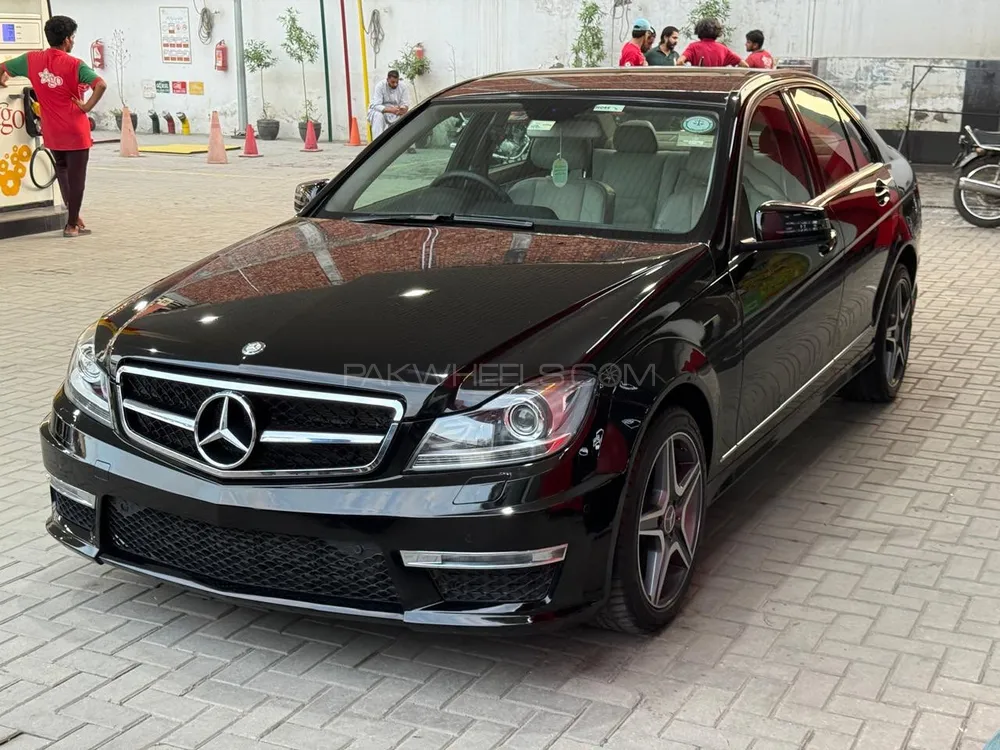 Mercedes Benz C Class 2014 for Sale in Lahore Image-1