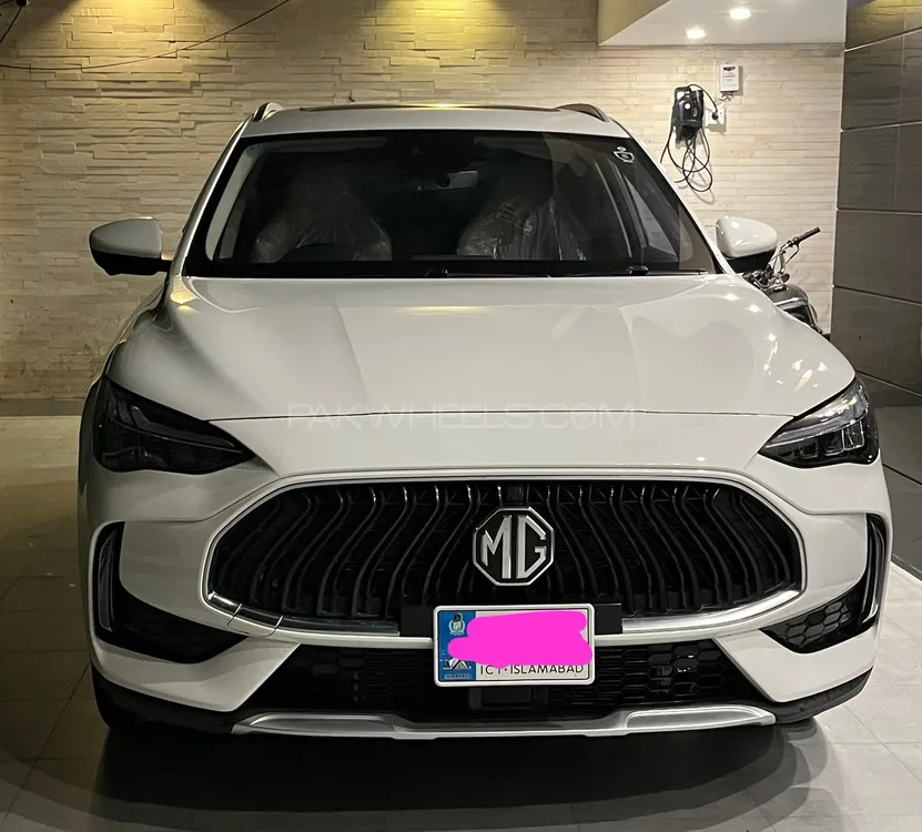 MG HS 2025 for Sale in Faisalabad Image-1