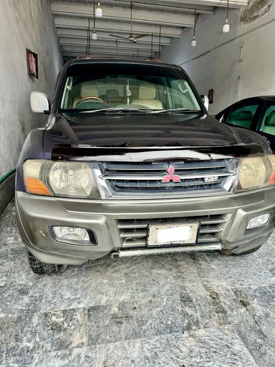 Mitsubishi Pajero 2001 for Sale in Lahore Image-1