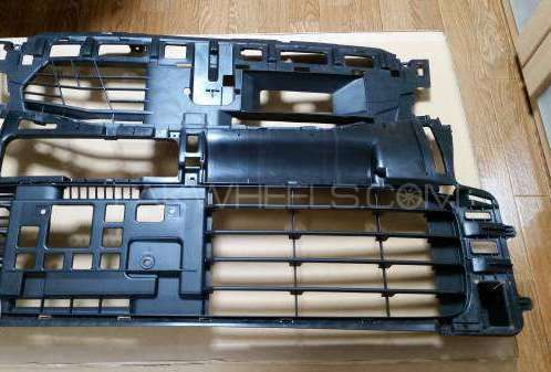 Moco 2012 bumper grill Image-1