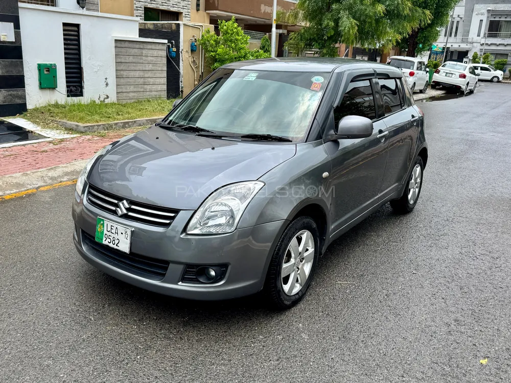 Suzuki Swift 2011 for Sale in Lahore Image-1