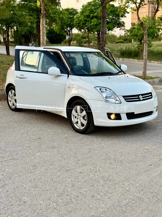 Suzuki Swift 2018 for Sale in Islamabad Image-1