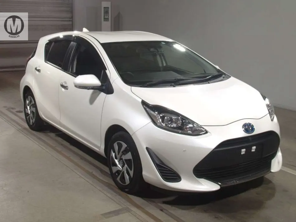 Toyota Aqua 2021 for Sale in Karachi Image-1