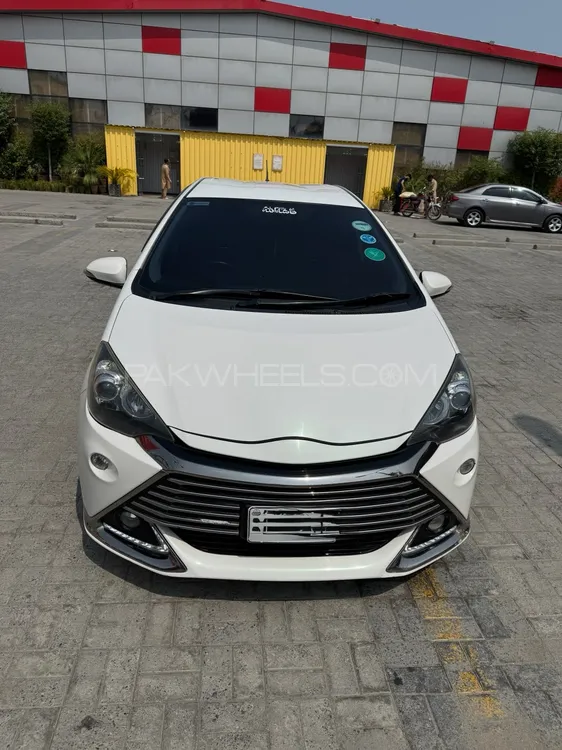 Toyota Aqua 2014 for Sale in Mardan Image-1