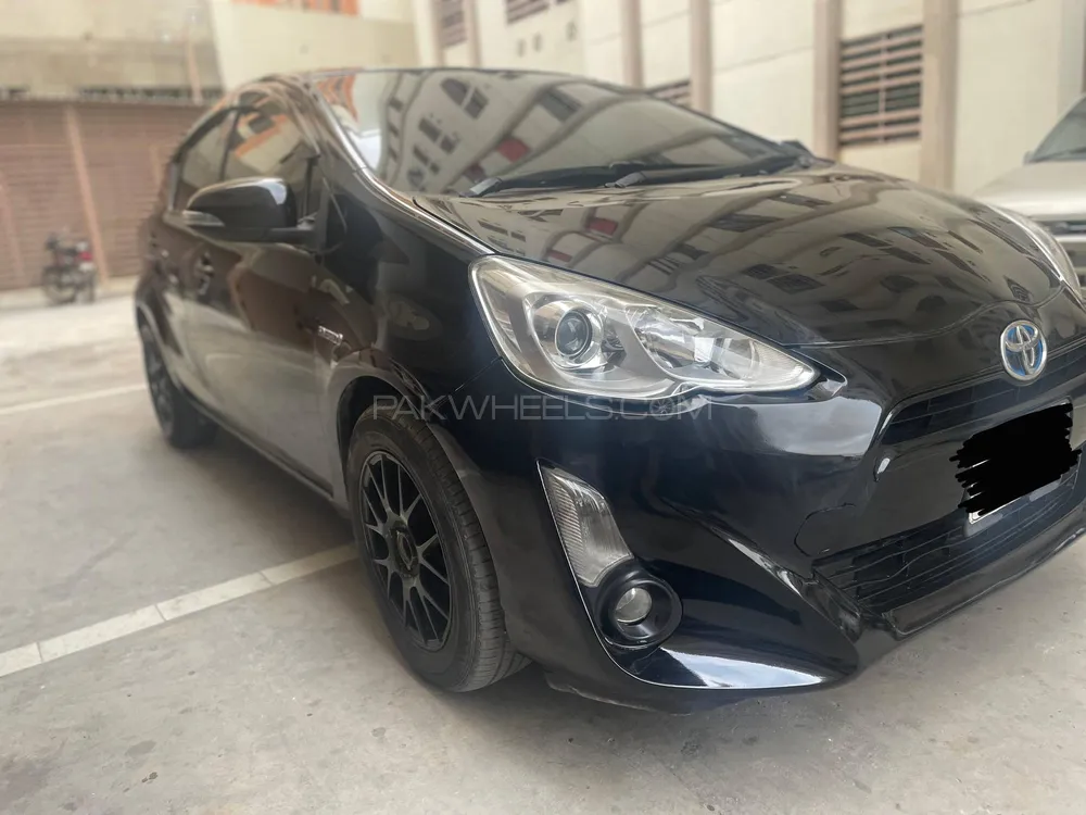 Toyota Aqua 2015 for Sale in Karachi Image-1
