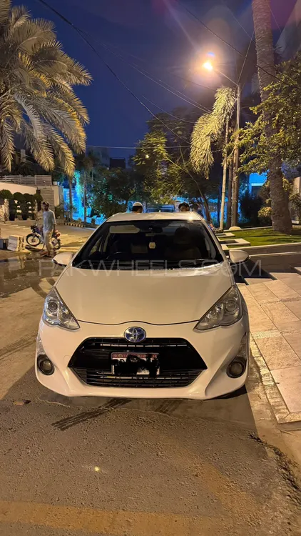 Toyota Aqua 2015 for Sale in Karachi Image-1
