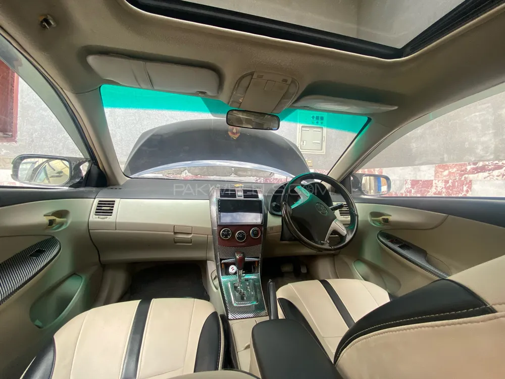 Toyota Corolla 2011 for Sale in Peshawar Image-1