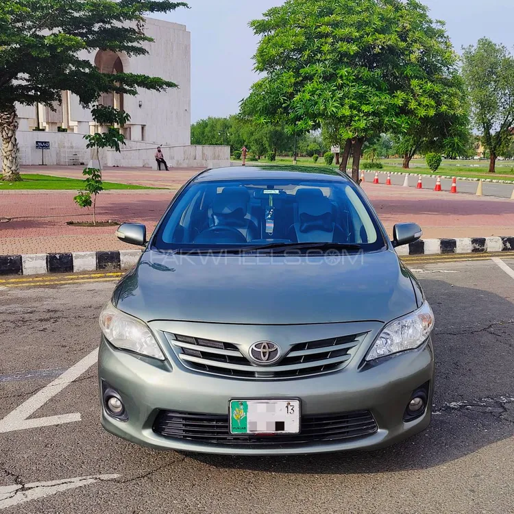 Toyota Corolla 2013 for Sale in Lahore Image-1
