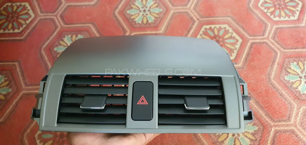 toyota corolla 2009 to 2014 dashboard grill Image-1