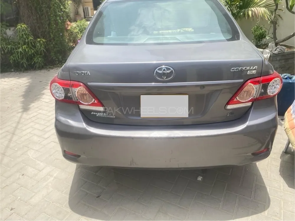 Toyota Corolla 2013 for Sale in Karachi Image-1