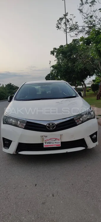 Toyota Corolla 2016 for Sale in Islamabad Image-1