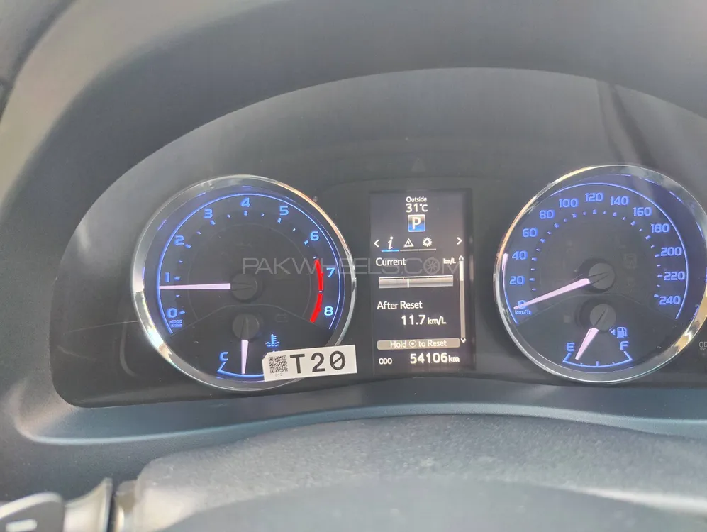 Toyota Corolla 2019 for Sale in Peshawar Image-1