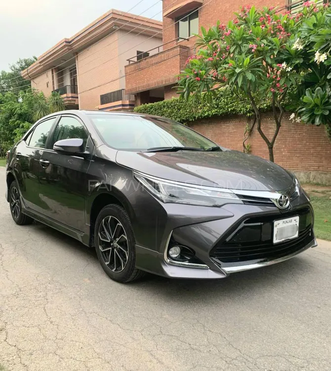 Toyota Corolla 2024 for Sale in Lahore Image-1