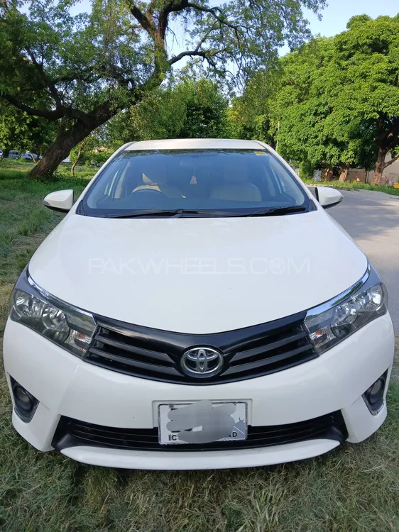 Toyota Corolla 2015 for Sale in Islamabad Image-1