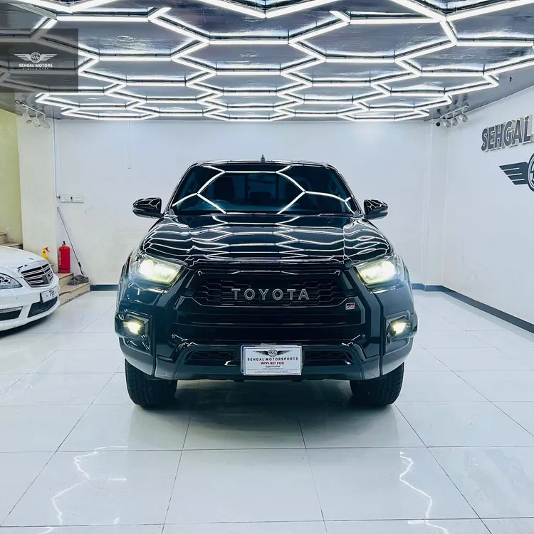 Toyota Hilux 2025 for Sale in Rawalpindi Image-1