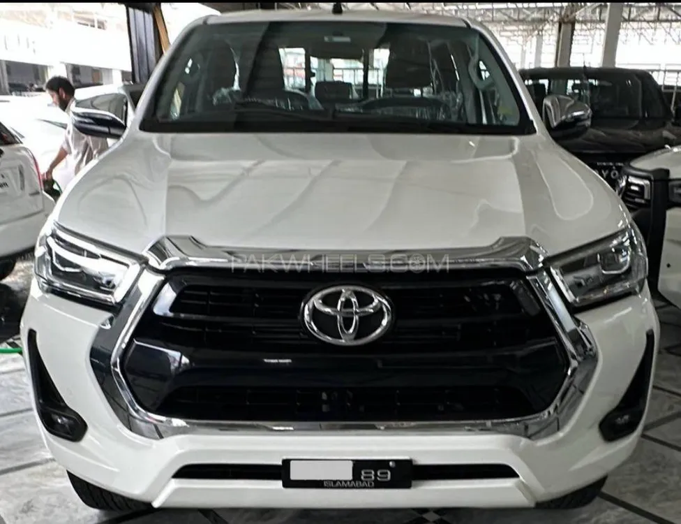 Toyota Hilux 2022 for Sale in Peshawar Image-1