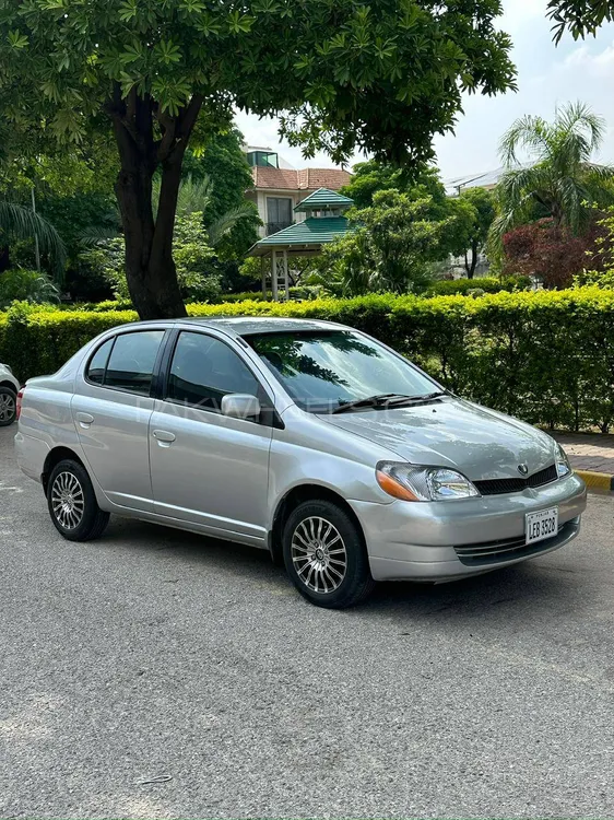 Toyota Platz 2003 for Sale in Islamabad Image-1