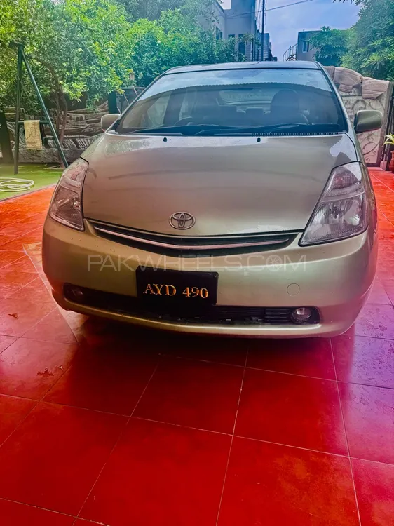 Toyota Prius 2008 for Sale in Lahore Image-1