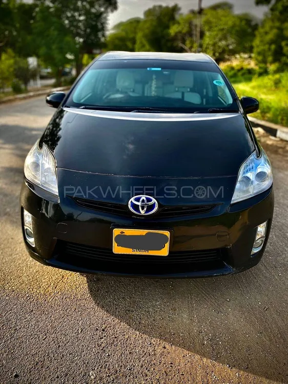 Toyota Prius 2011 for Sale in Karachi Image-1