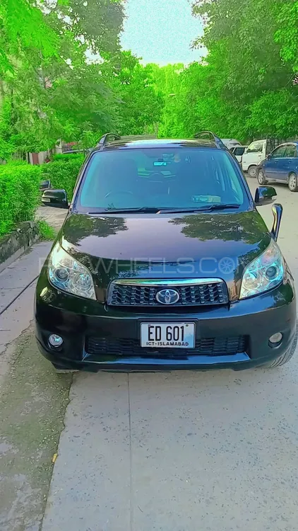 Toyota Rush 2010 for Sale in Islamabad Image-1
