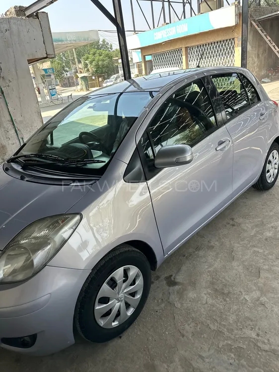 Toyota Vitz 2008 for Sale in Peshawar Image-1