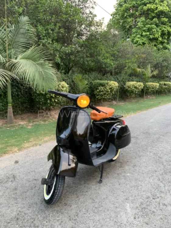 Vespa 150cc 1983 for Sale Image-1