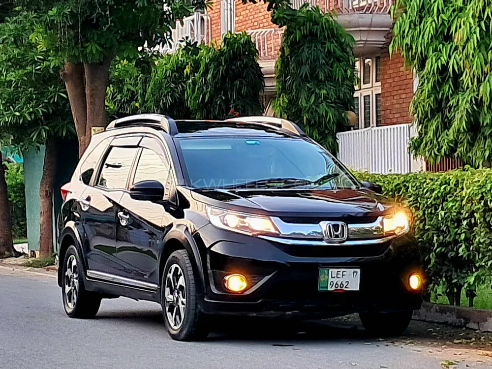 Honda BR-V 2017 for Sale in Lahore Image-1