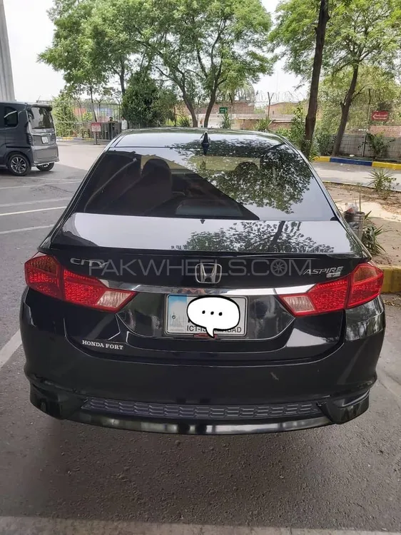 Honda City 2022 for Sale in Lahore Image-1