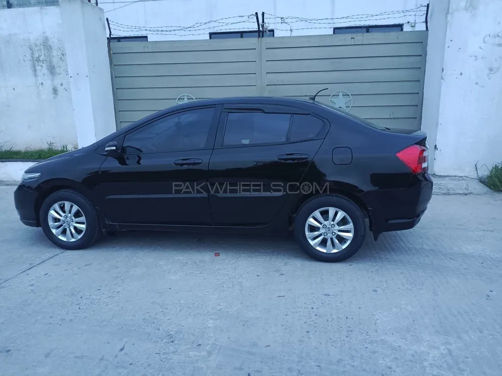 Honda City 2018 for Sale in Islamabad Image-1