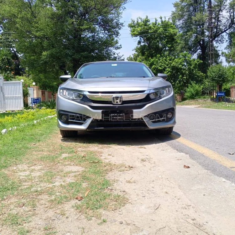 Honda Civic 2018 for Sale in Attock Image-1