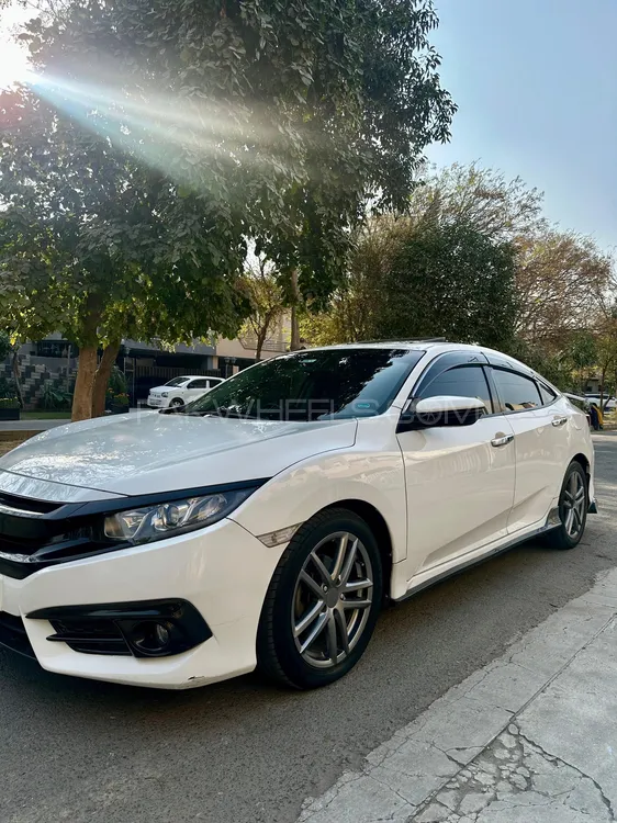 Honda Civic 2016 for Sale in Lahore Image-1