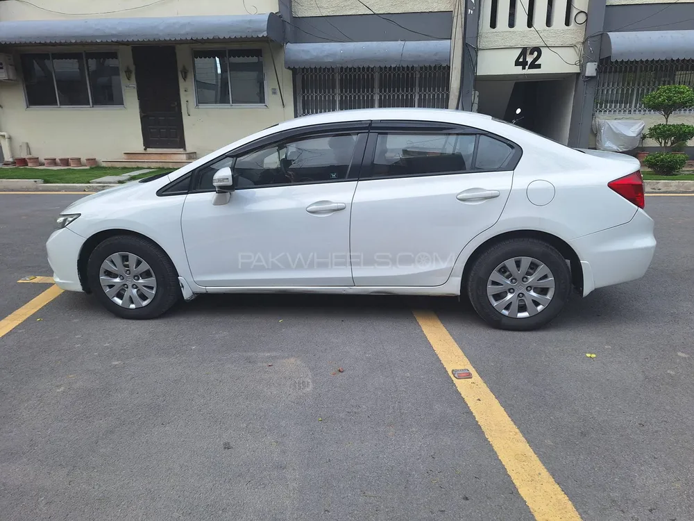 Honda Civic 2015 for Sale in Rawalpindi Honda Civic 2015 for Sale in Rawalpindi Image-4