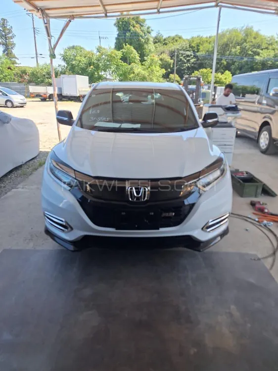 Honda Vezel 2020 for Sale in Lahore Image-1