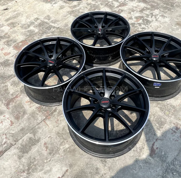 Ray's VR brand size 18x8JJ nuts 5x114 PCD Image-1