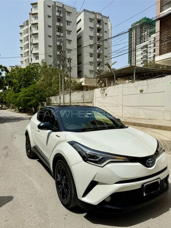 Toyota C-HR 2017 for Sale in Karachi Image-1