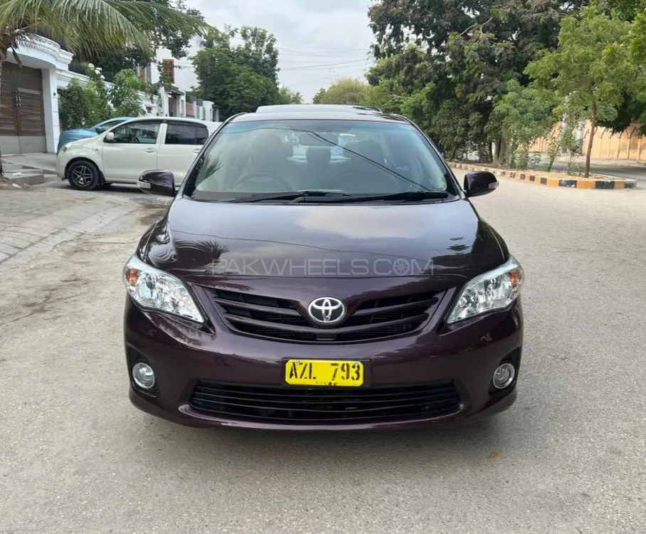 Toyota Corolla 2013 for Sale in Karachi Image-1