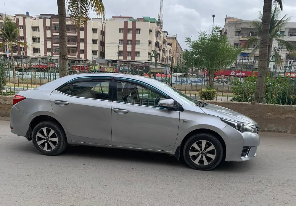 Toyota Corolla 2014 for Sale in Karachi Image-1