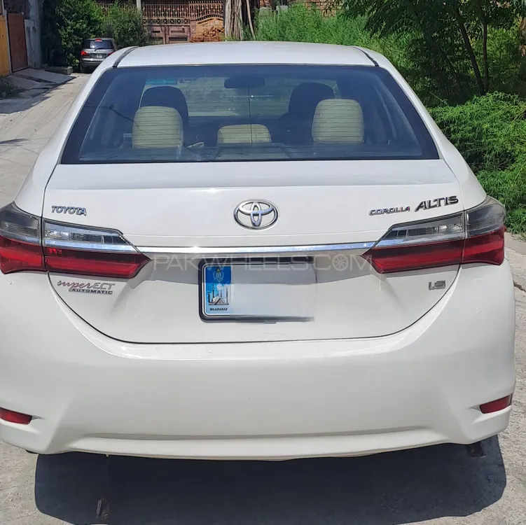 Toyota Corolla 2014 for Sale in Islamabad Image-1