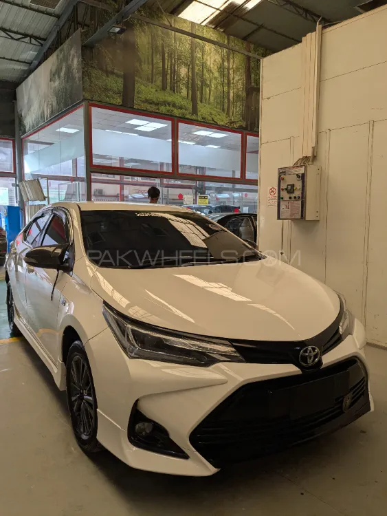 Toyota Corolla 2020 for Sale in Karachi Image-1