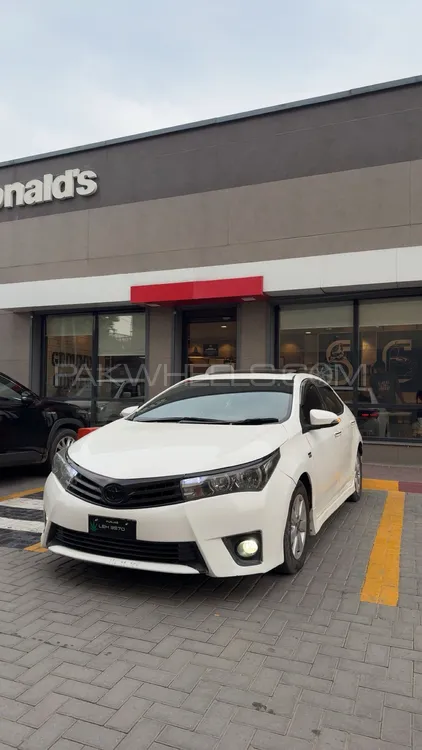 Toyota Corolla 2014 for Sale in Faisalabad Image-1